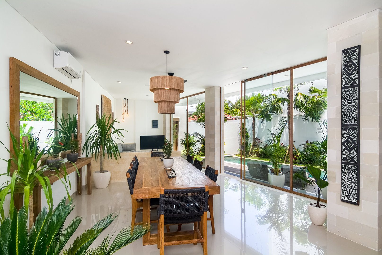 Villa Kesari dining room luxury villa Canggu Bali