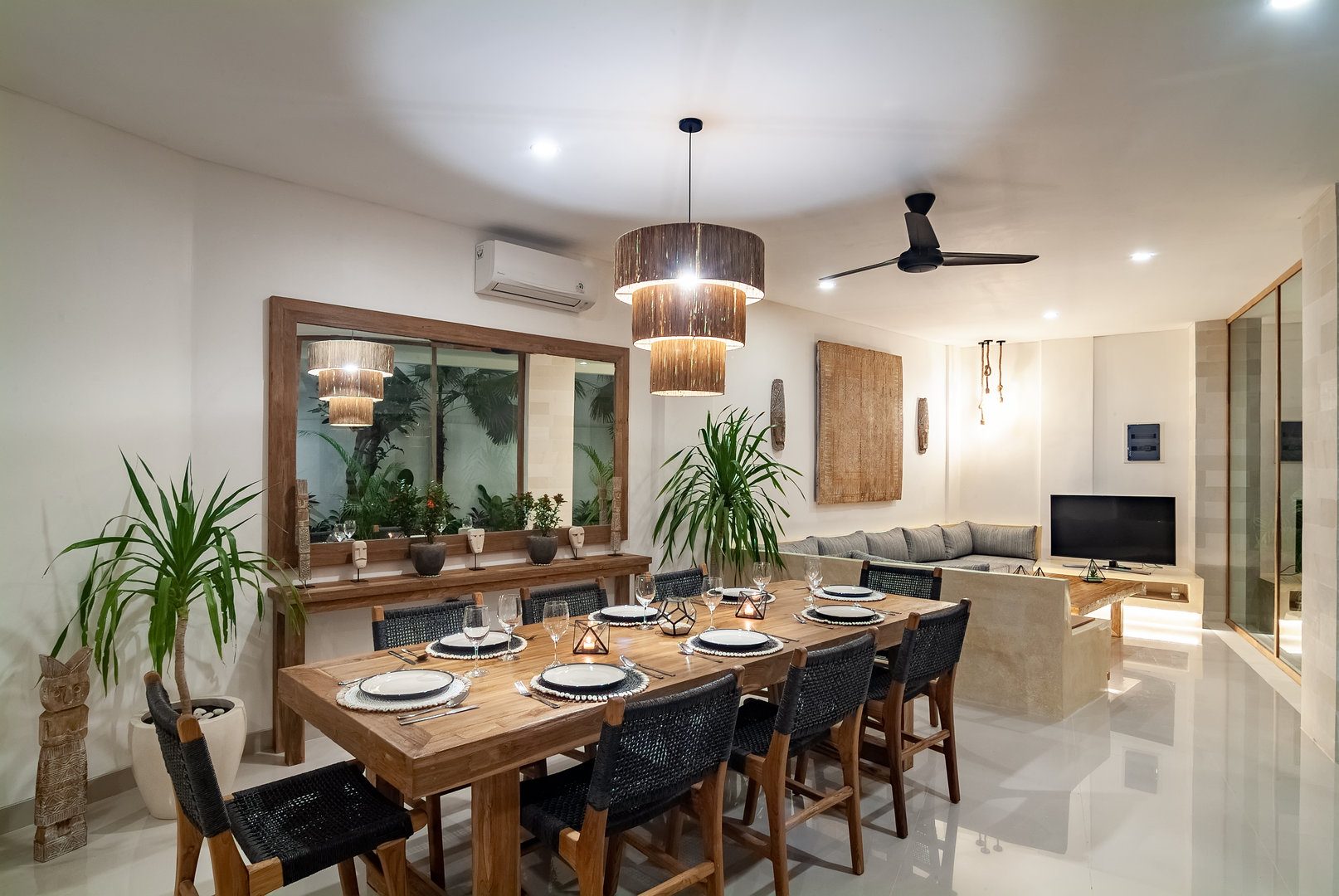 Villa Kesari dining and living luxury villa Canggu Bali