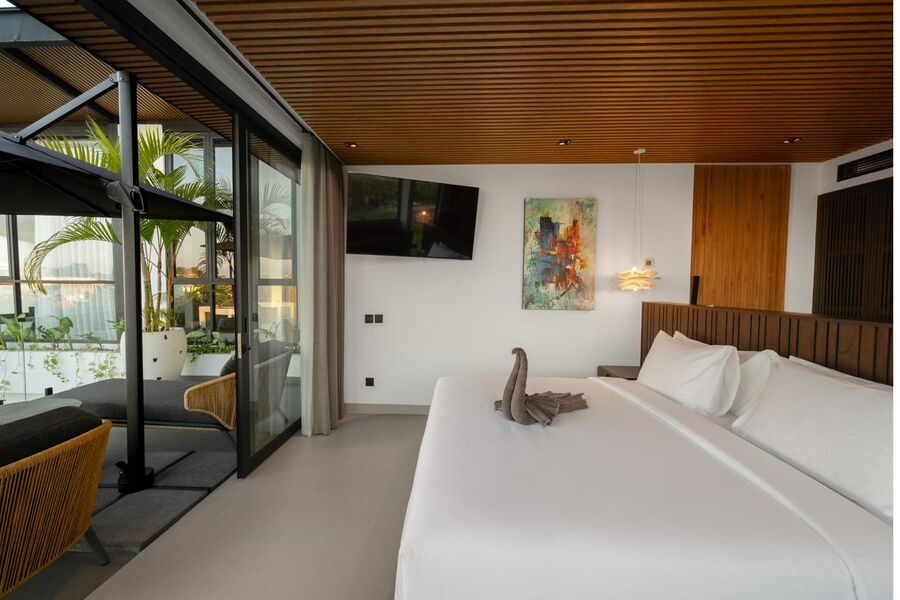 Luxury ensuite bedroom MAR Bali 1 private villa Pererenan Bali